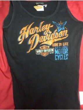 Ladies Harley-Davidson PEI tshirt